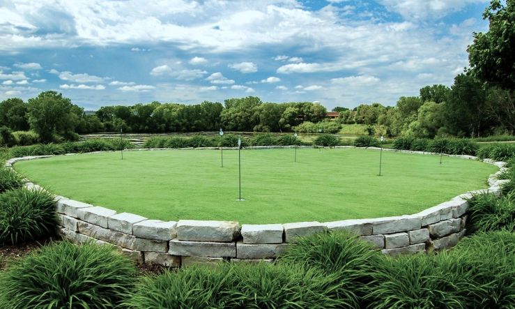 Grand Oak Putting Green.jpg